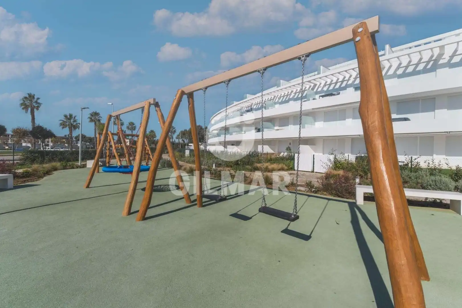 Terrasse von Wohnung zur Miete in Chipiona mit Klimaanlage, Privatgarten und Möbliert