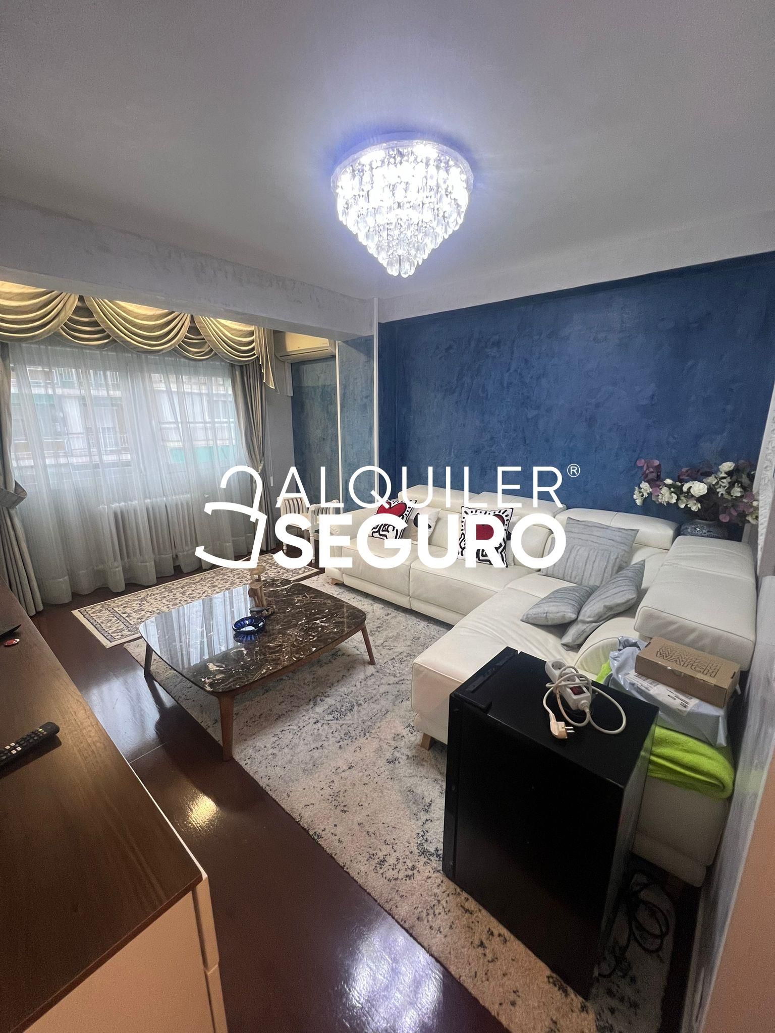 Bedroom of Flat to rent in  Madrid Capital  with Air Conditioner, Heating and Terrace