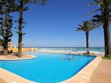 Reihenhaus mit Pool zum Verkauf in Las Marinas / Les Marines