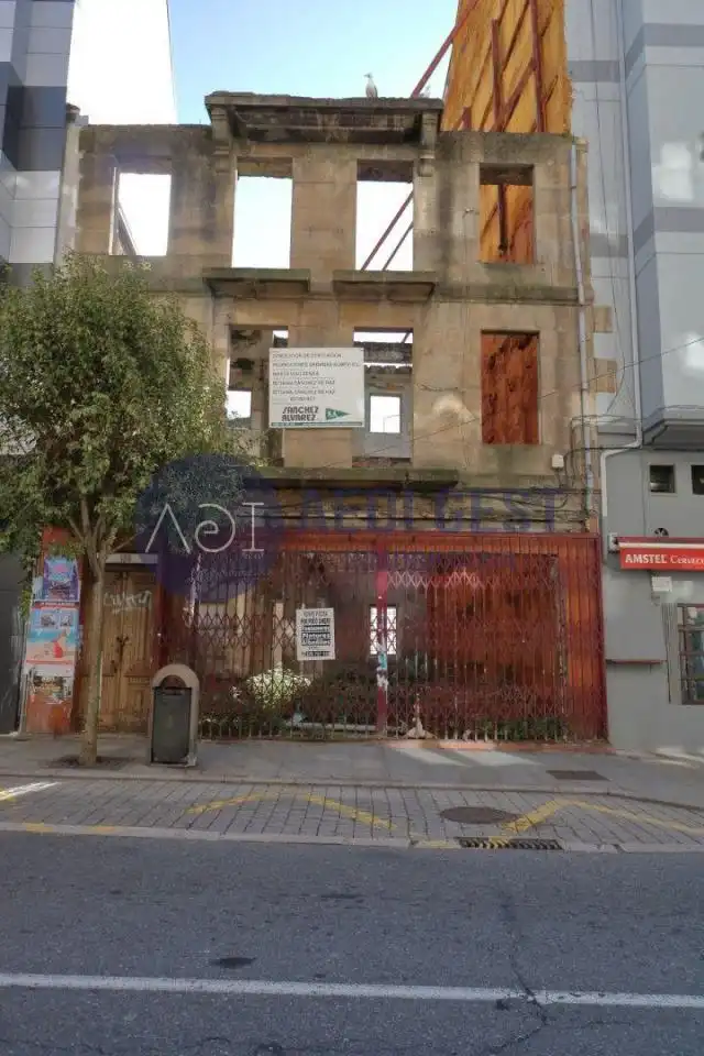 Immobles singulars en venda a Avenida Sanjurjo Badía 134, imagen 2