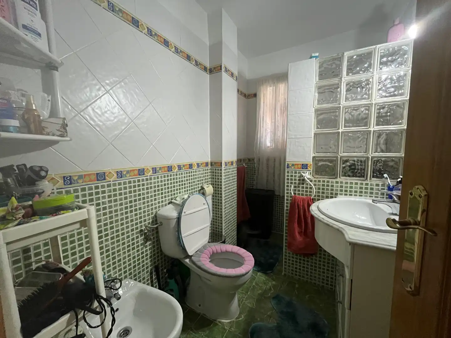 Bathroom of Flat for sale in Velilla de San Antonio  with Heating and Terrace