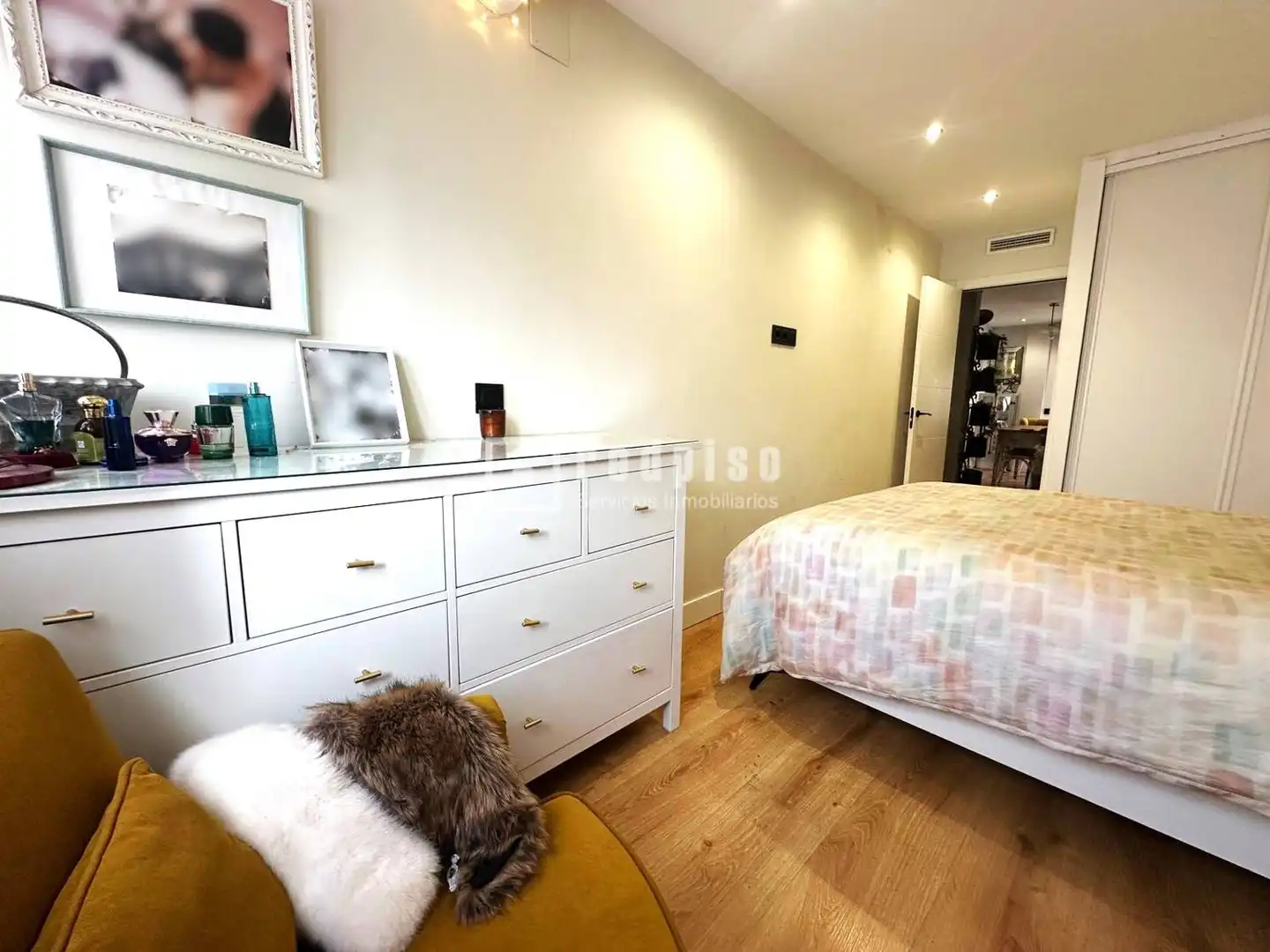 Bedroom of Flat for sale in Madrid  with Air Conditioner and Heating