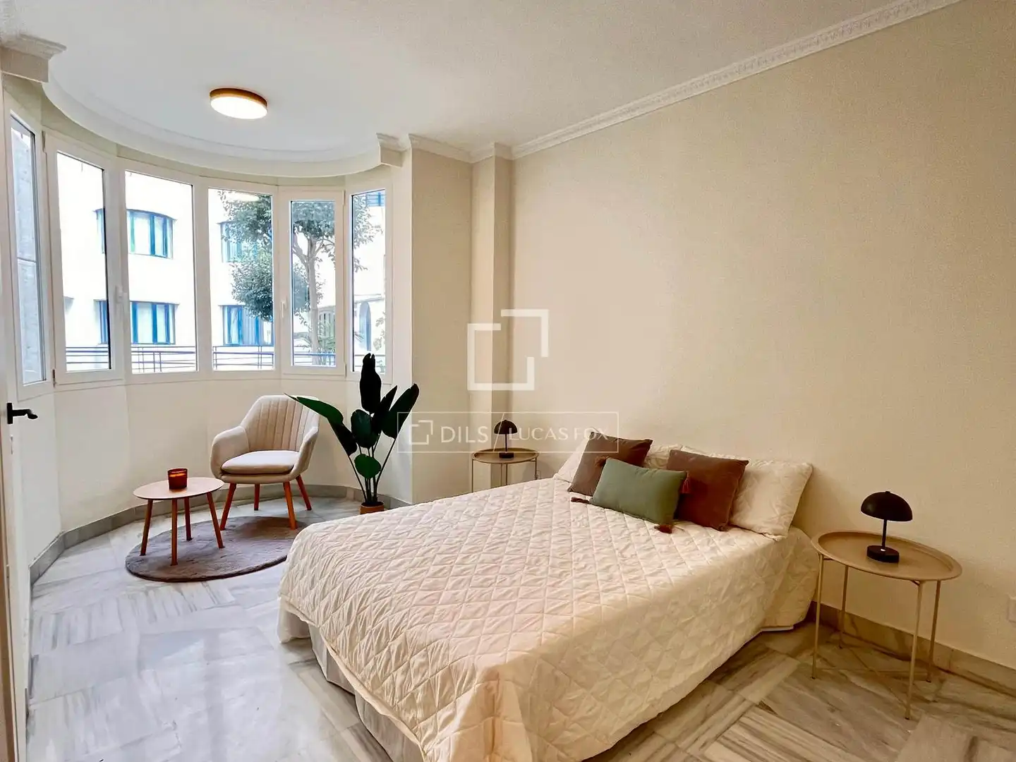 Bedroom of Flat for sale in Marbella  with Air Conditioner, Private garden and Storage room