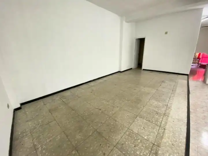 Local comercial en venta en CONDE DE TORRECEDEIRA, imagen 7