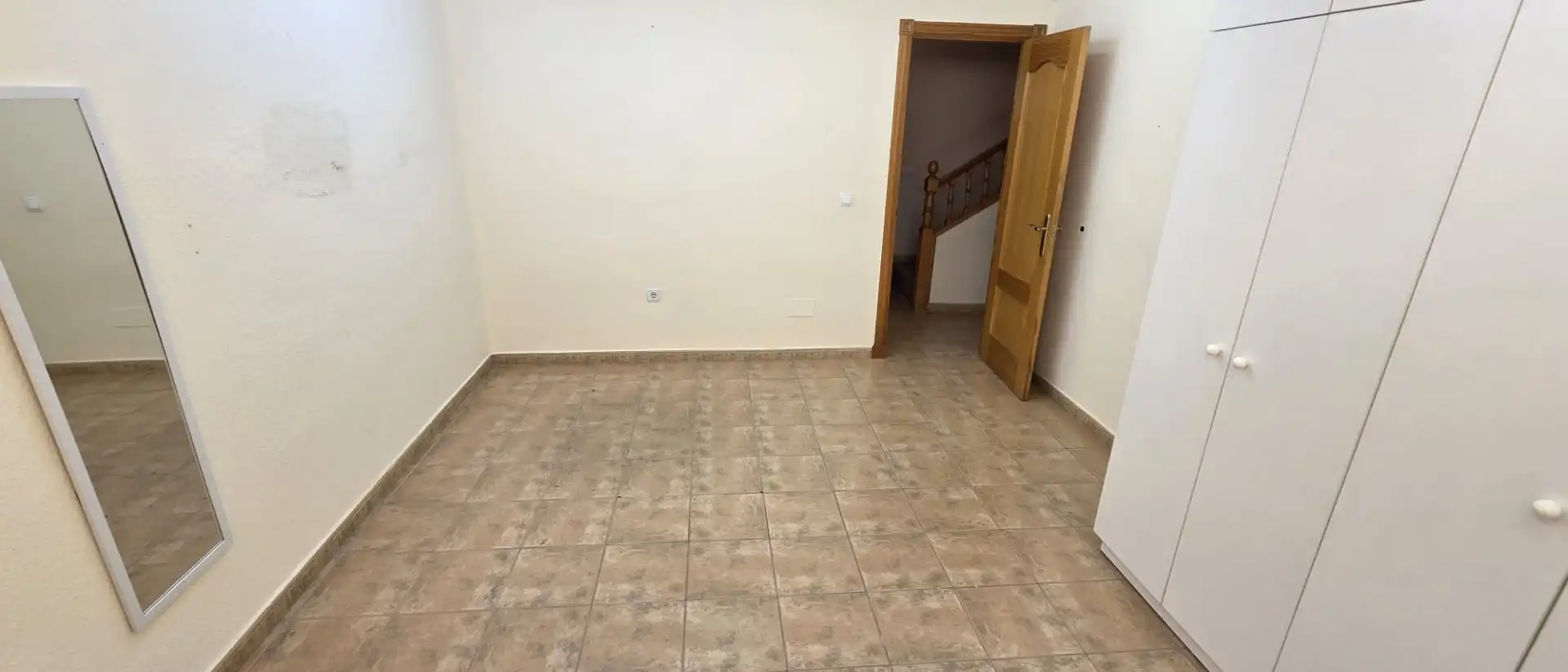 Casa adosada en venda en Alhaurín de la Torre amb Aire condicionat, Jardí privat i Terrassa