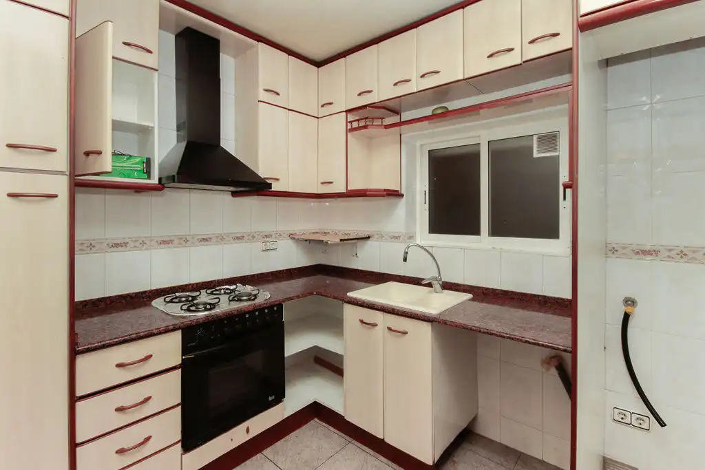 Cocina de Piso en venta en Nou Barris
