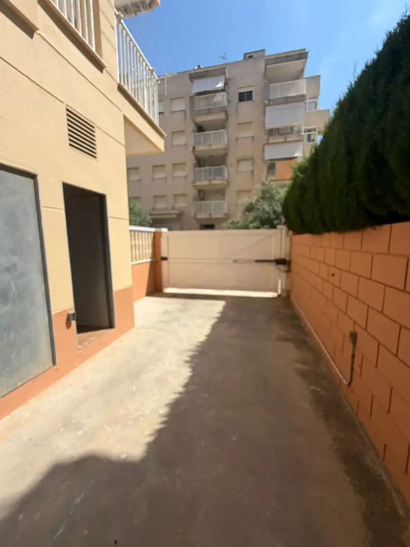 Aparcament de Apartament en venda en Daimús amb Aire condicionat, Calefacció i Terrassa