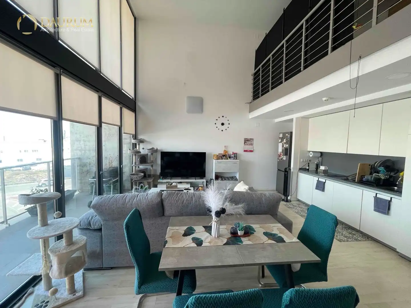 Sala d'estar de Dúplex en venda en Manises amb Aire condicionat i Terrassa
