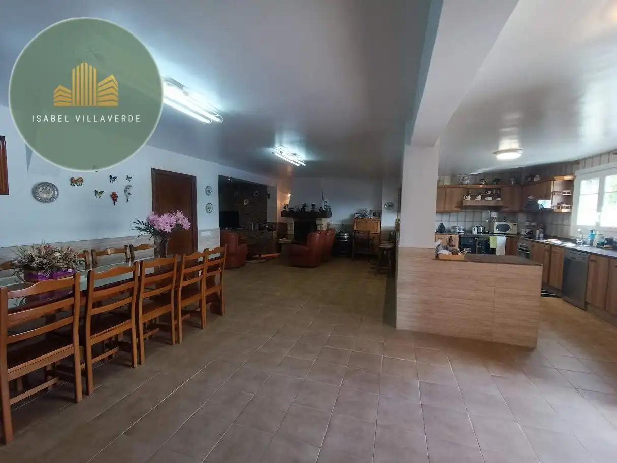 Casa o chalet en venta en A Coruña Capital  con Calefacción, Jardín privado y Piscina