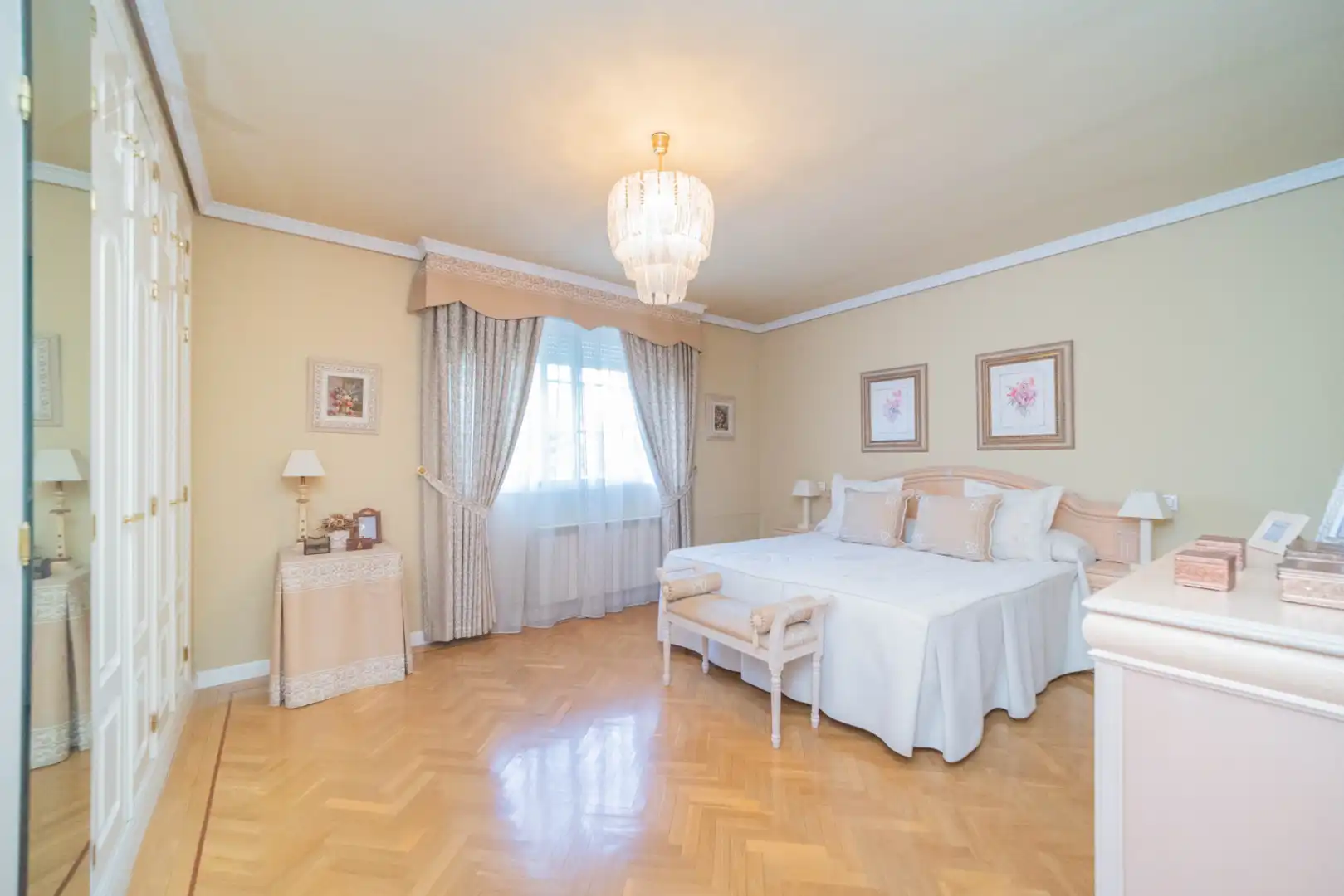 Bedroom of Houses for sale in Griñón  with Air Conditioner, Heating and Private garden