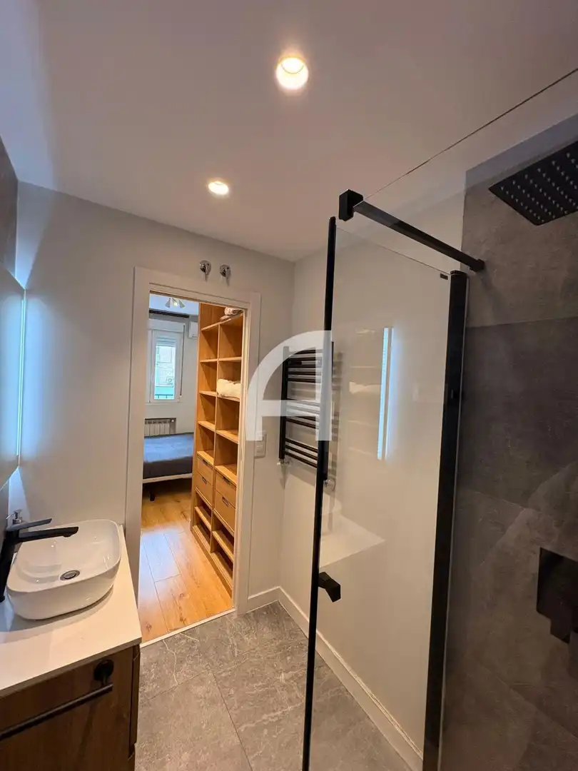 Baño de Piso en venta en Madrid con Aire acondicionado y Calefacción