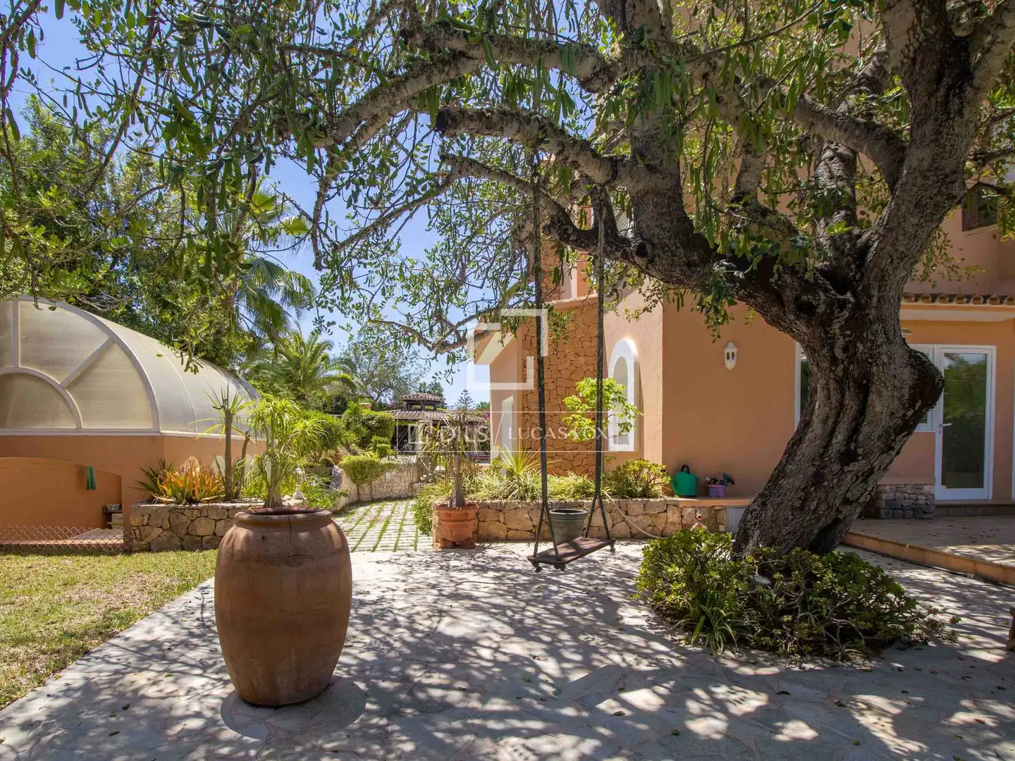 Vista exterior de Casa o chalet en venta en Santa Eulària des Riu con Aire acondicionado, Calefacción y Jardín privado