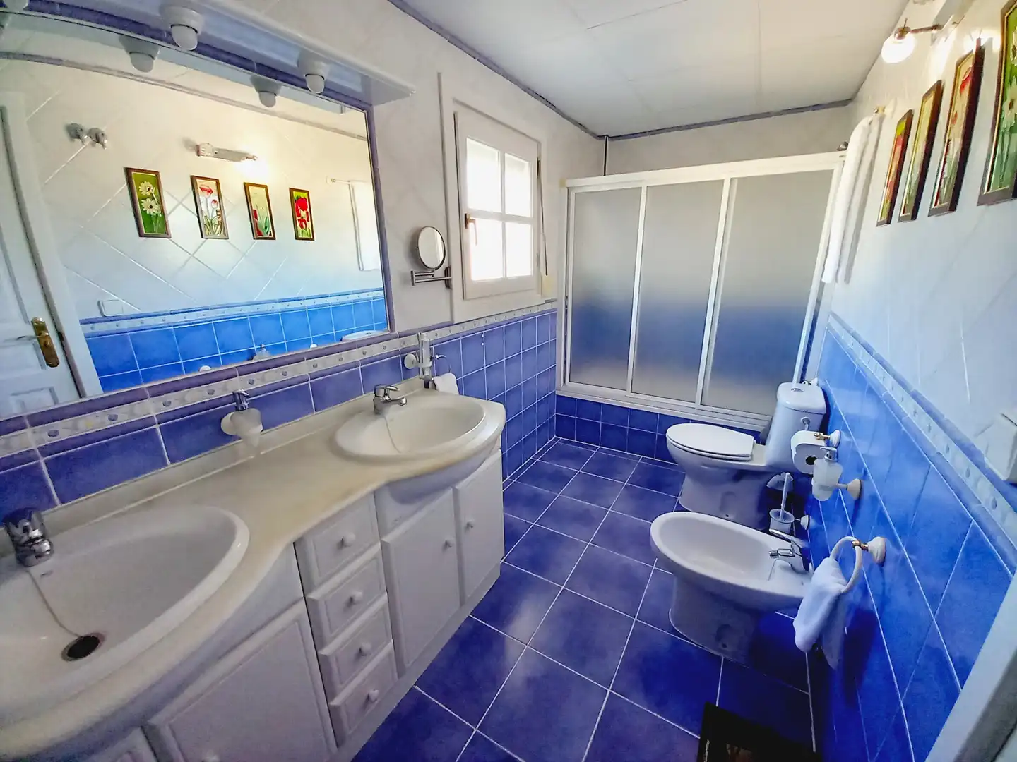 Bathroom of Houses for sale in L'Alfàs del Pi  with Air Conditioner, Private garden and Terrace