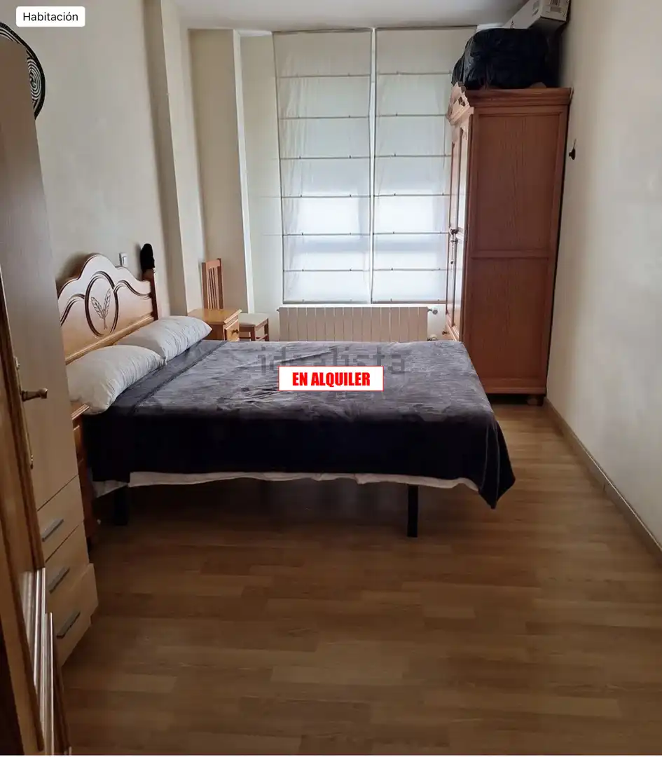 Habitación de Apartamento de alquiler en Ciudad Real con Aire acondicionado, Calefacción y Trastero