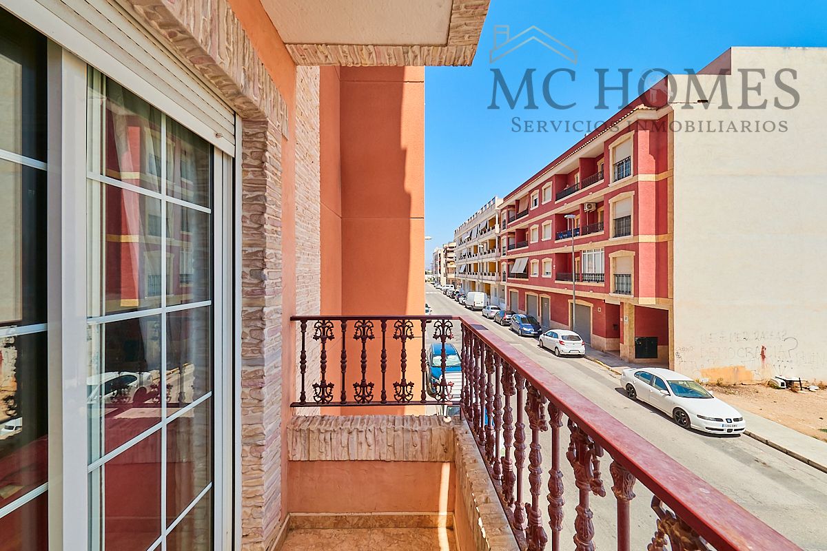 Exterior view of Flat to rent in Almoradí  with Air Conditioner, Furnished and Oven