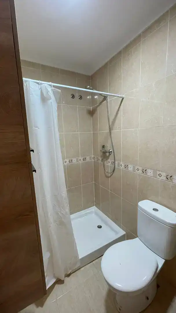 Bany de Dúplex de lloguer en Pulpí amb Aire condicionat, Piscina i Moblat