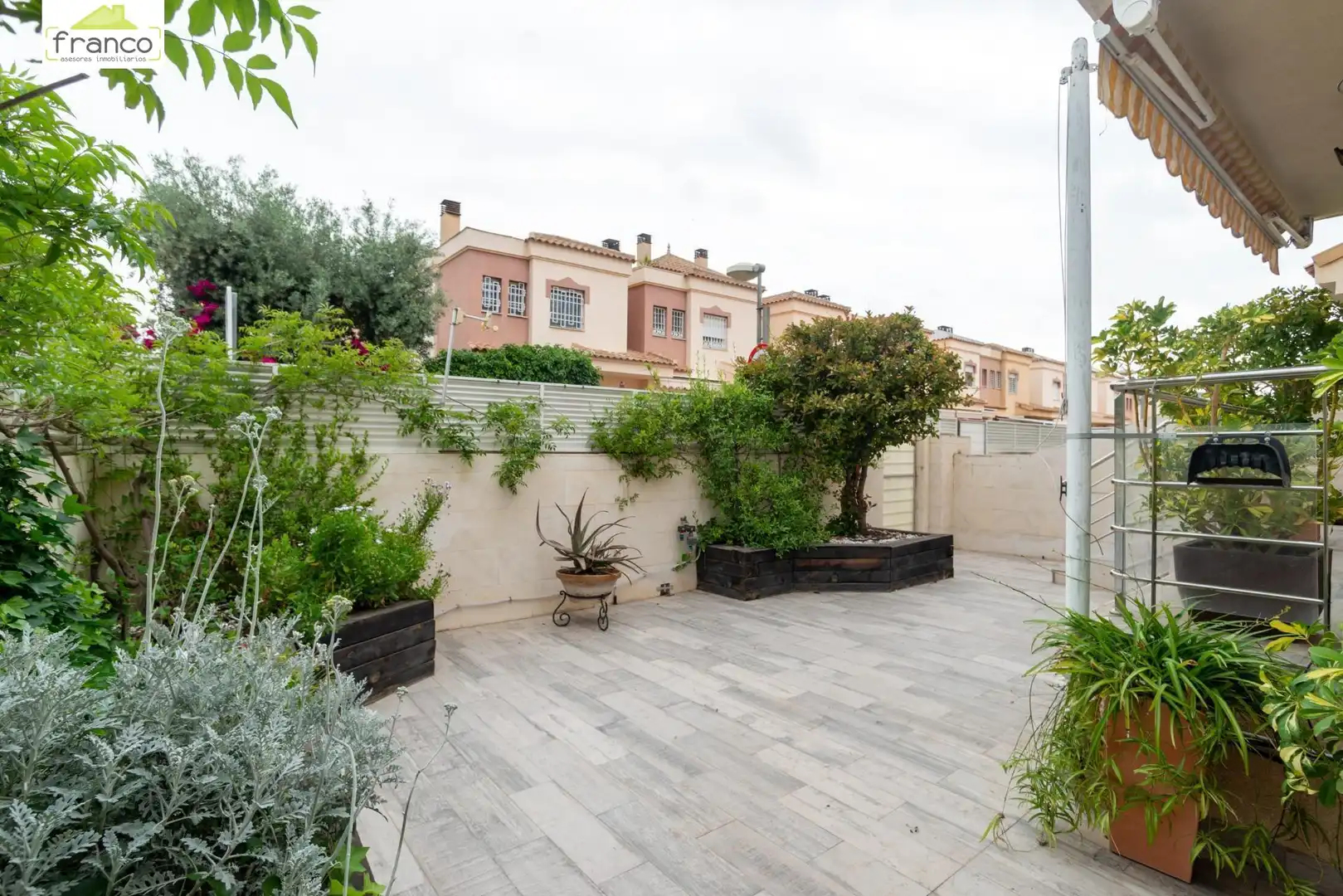 Terraza de Casa adosada en venta en Murcia con Aire acondicionado, Calefacción y Jardín privado