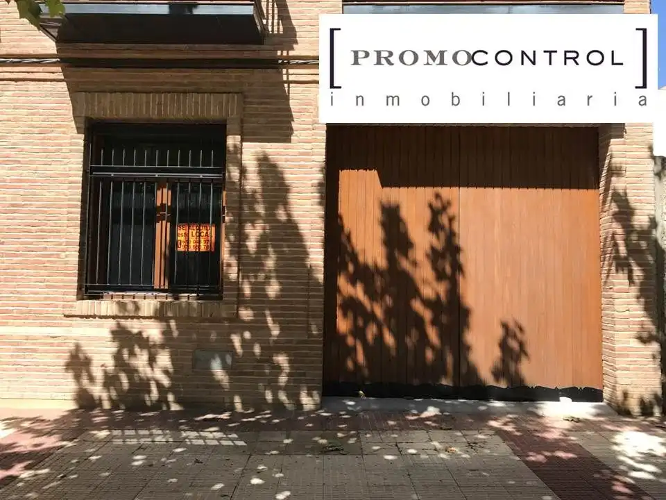 Local comercial de lloguer a Zuera