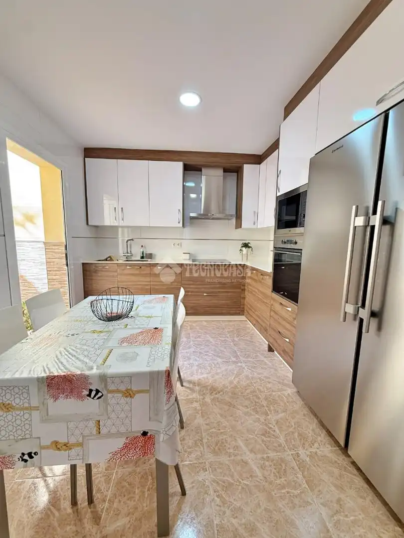 Casa adosada en venta en El Ejido, Almería