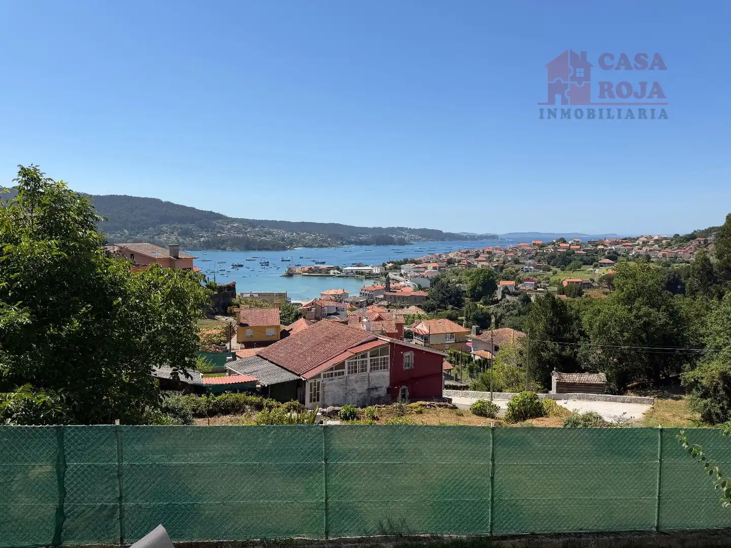 Casa o xalet en venda en Cangas  amb Calefacció, Terrassa i Moblat