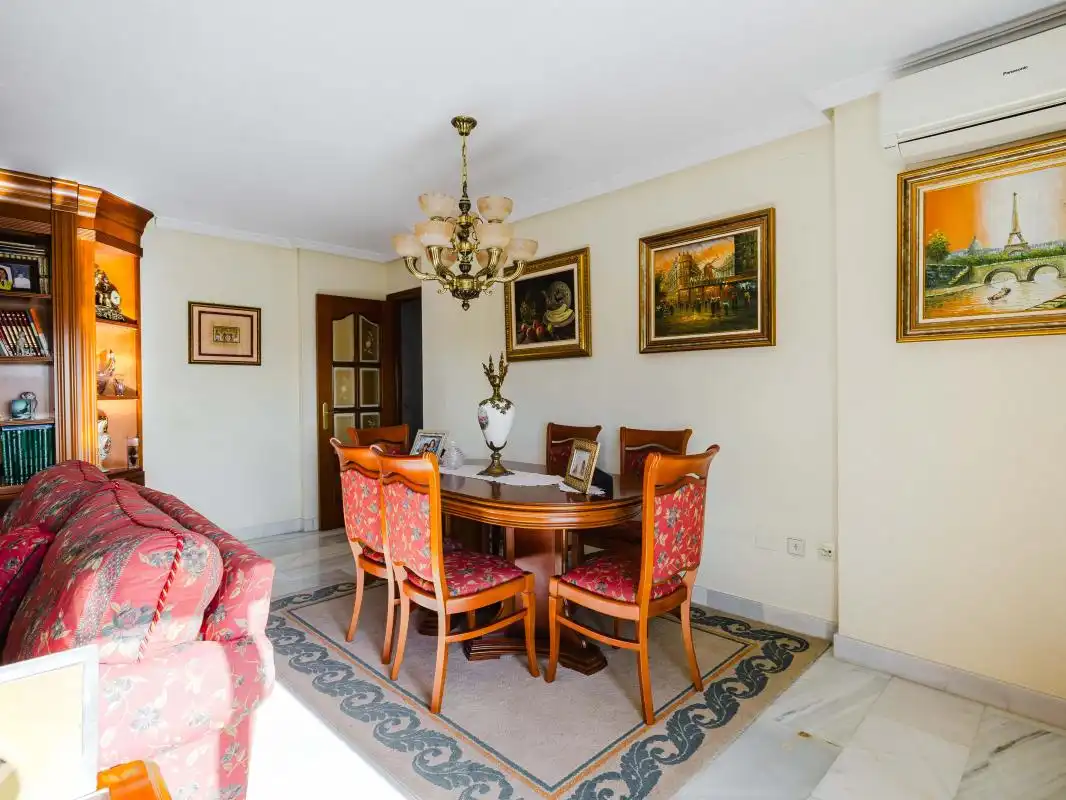 Comedor de Ático en venta en Málaga con Aire acondicionado, Calefacción y Jardín privado