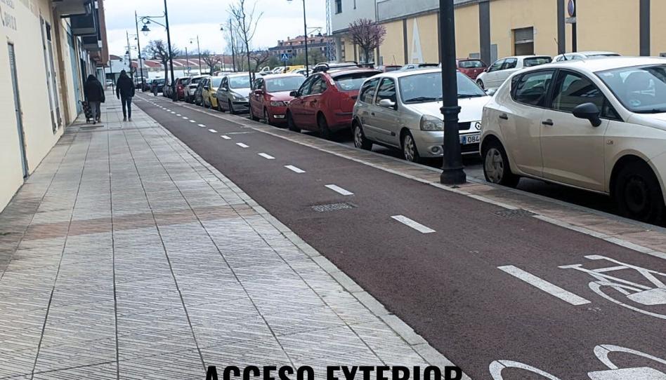 Photo 1 of Garage to rent in Calle de Antonio Machado, 41, Lugones, Asturias