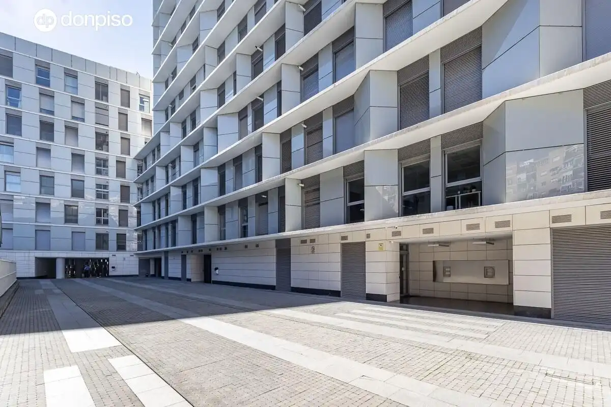 Exterior view of Flat for sale in Granada  with Air Conditioner and Heating