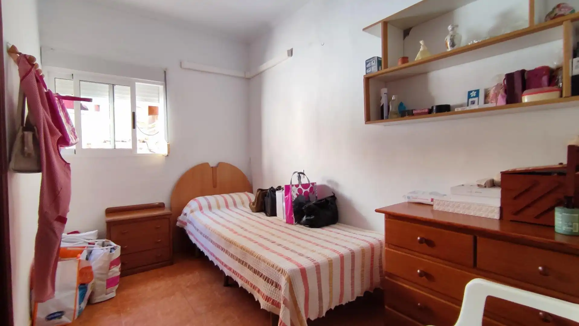 Habitación de Casa adosada en venta en Gandia con Aire acondicionado, Jardín privado y Terraza