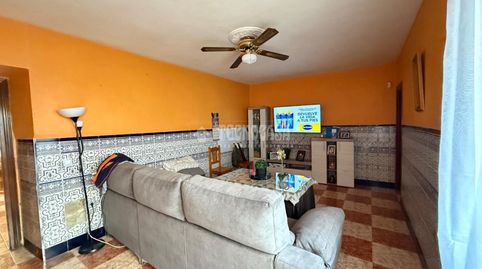 Foto 3 de Casa adosada en venta en La Carolina, Jaén