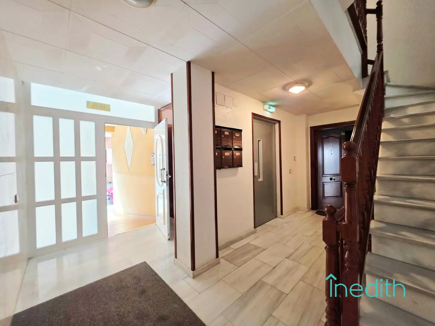 Wohnung zum Verkauf in Cubelles mit Heizung, Privatgarten und Terrasse
