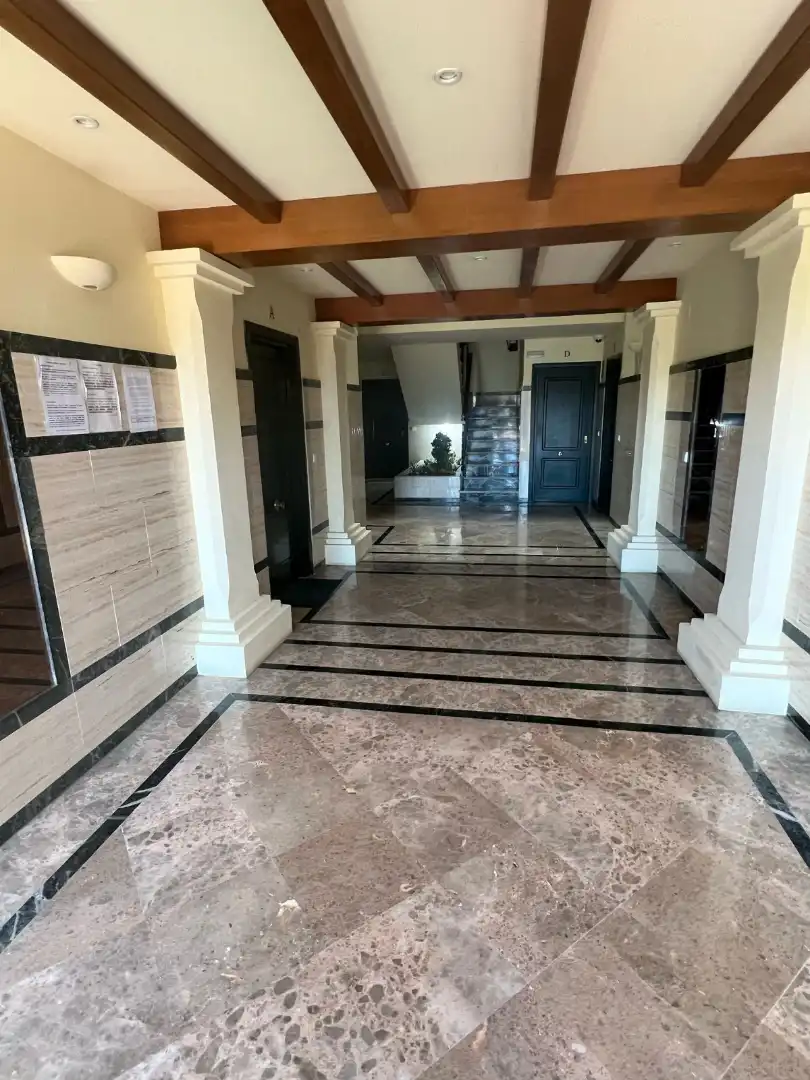 Wohnung mit Terrasse zum Verkauf in Nueva Andalucía, imagen 12