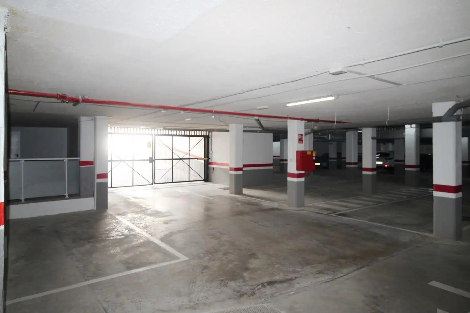 Parkplatz von Wohnungen zum Verkauf in Oropesa del Mar / Orpesa mit Klimaanlage, Privatgarten und Terrasse