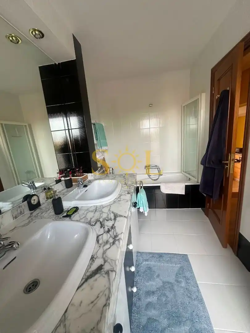 Casa pareada con terraza en venta en Calle Federico Castañón, imagen 72