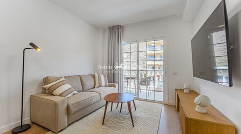 Elegancia renovada con vistas a la piscina Ático dúplex en PalmMar, imatge 2