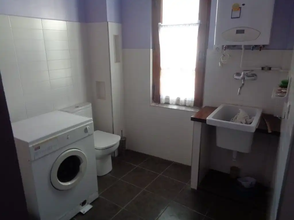 Bany de Pis en venda en Casalarreina amb Calefacció, Parquet i Terrassa