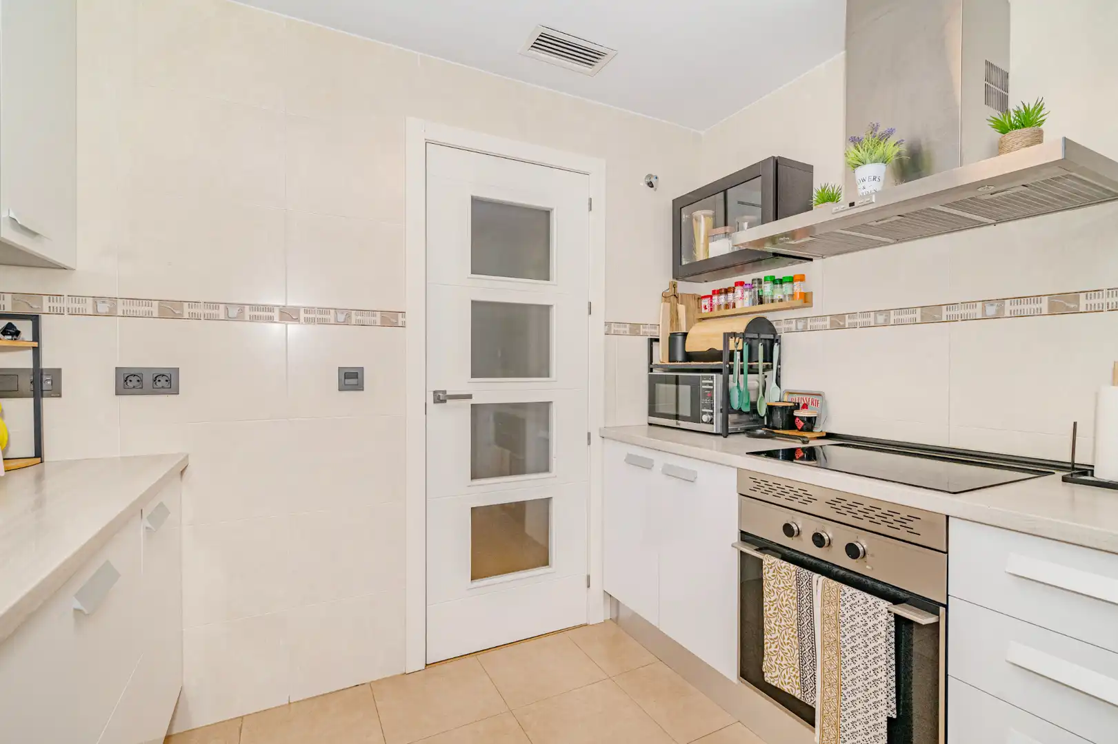 Küche von Wohnung zum Verkauf in Armilla mit Balkon und Gemeinschaftspool