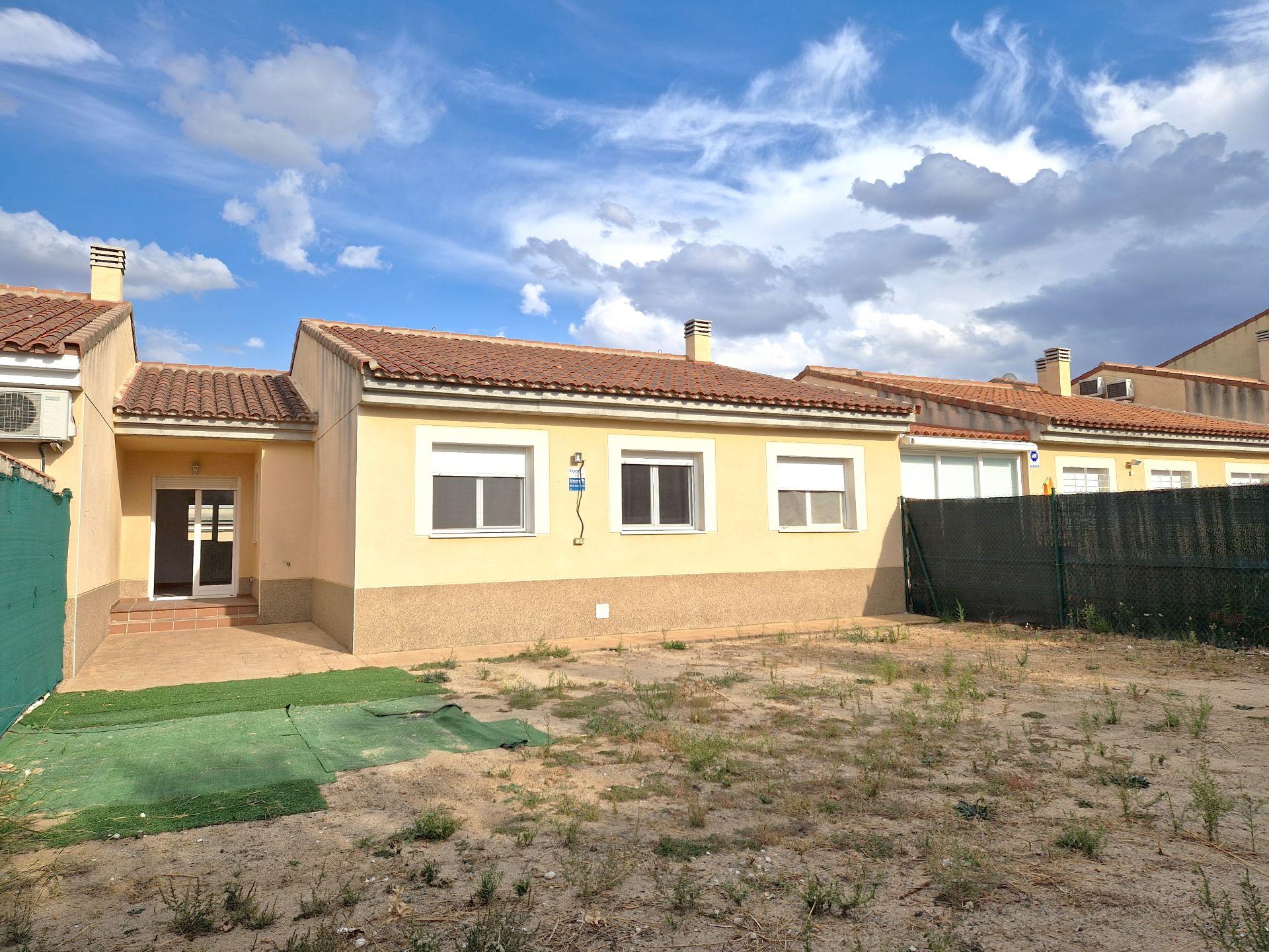 Exterior view of Single-family semi-detached to rent in  Toledo Capital  with Heating, Private garden and Parquet flooring