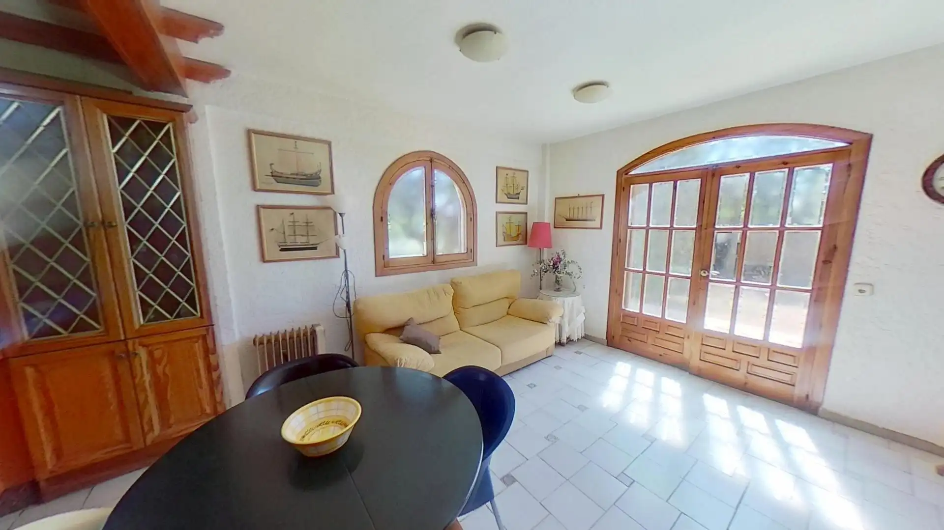 Sala d'estar de Casa o xalet en venda en San Vicente del Raspeig / Sant Vicent del Raspeig amb Aire condicionat, Calefacció i Jardí privat