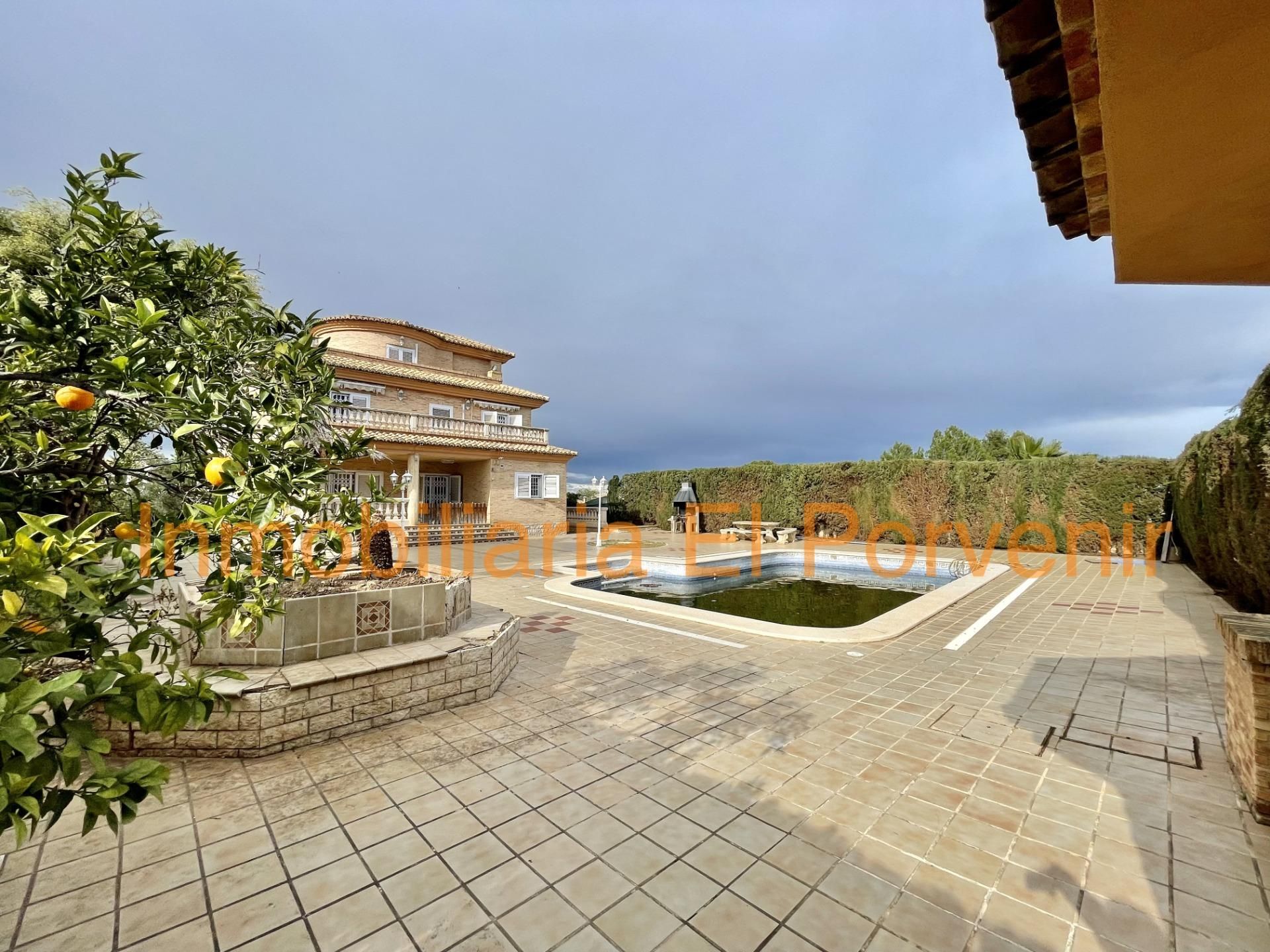 Exterior view of House or chalet for sale in Torrent  with Heating, Private garden and Parquet flooring