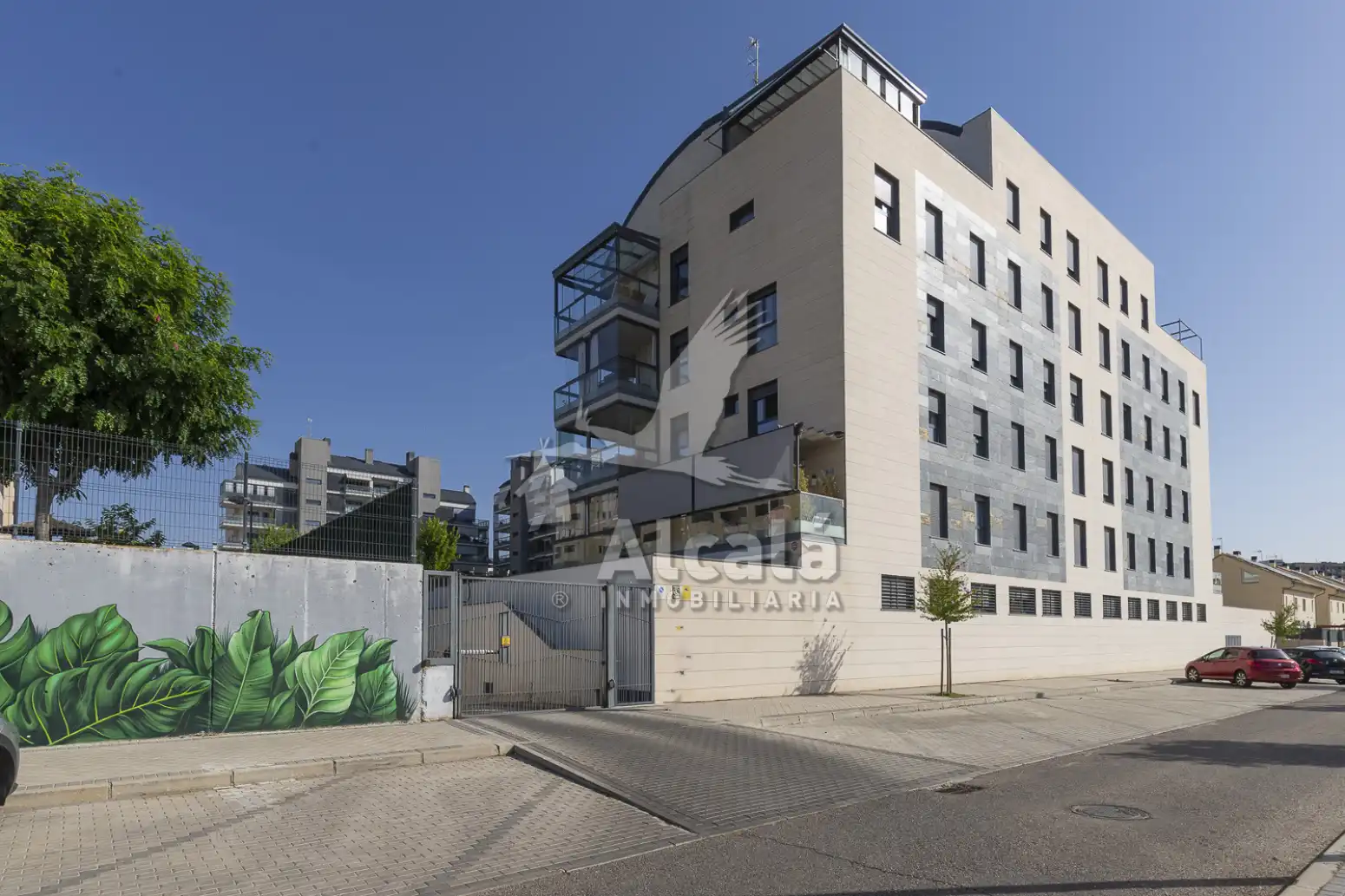 Vista exterior de Àtic en venda en Rivas-Vaciamadrid amb Aire condicionat, Calefacció i Jardí privat