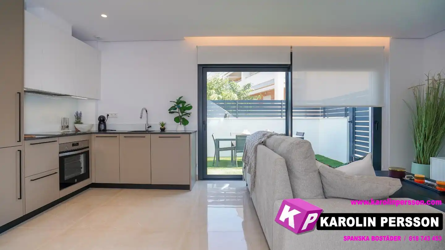 Bungalow con piscina en venta en Antonia García Andreu, imagen 9
