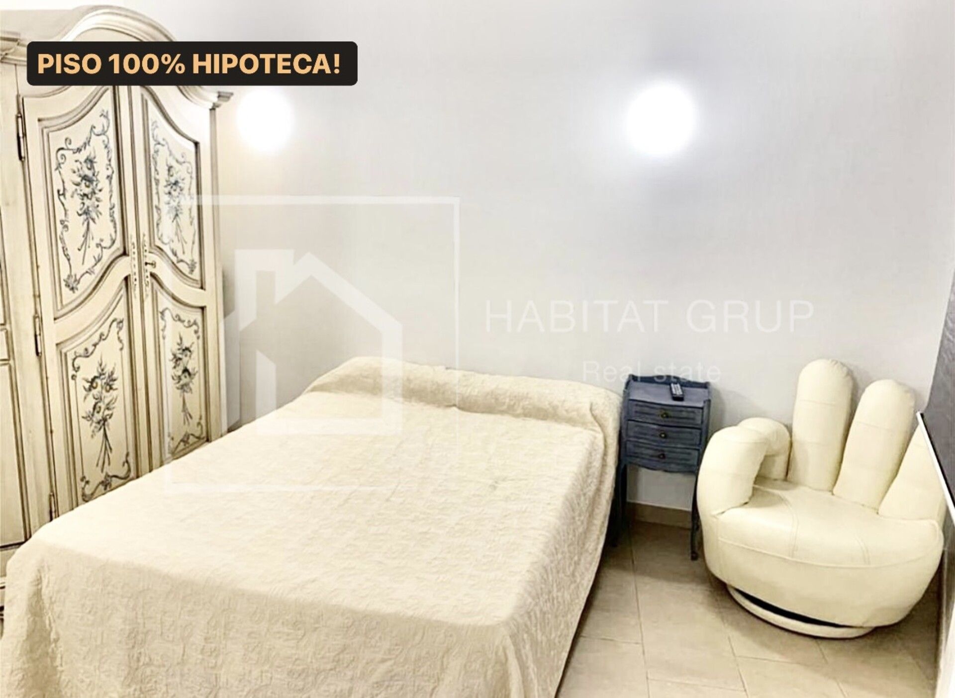 Bedroom of Flat for sale in Girona Capital
