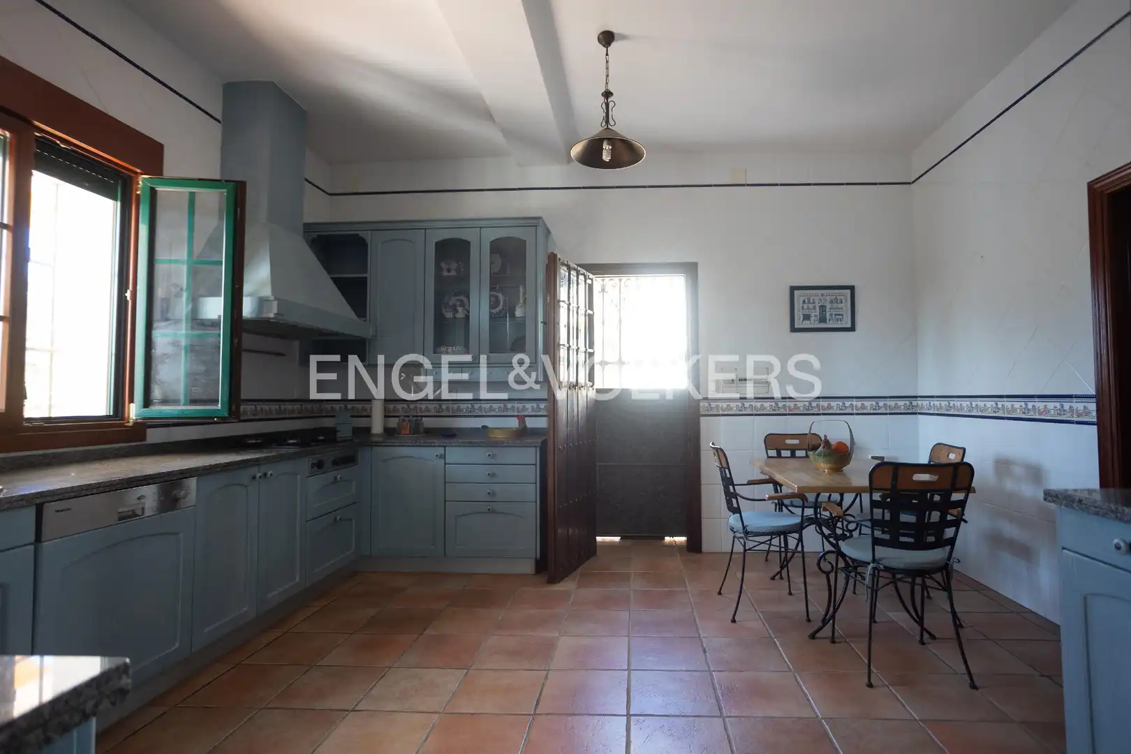 Cocina de Finca rústica en venta en Llerena con Calefacción, Jardín privado y Trastero