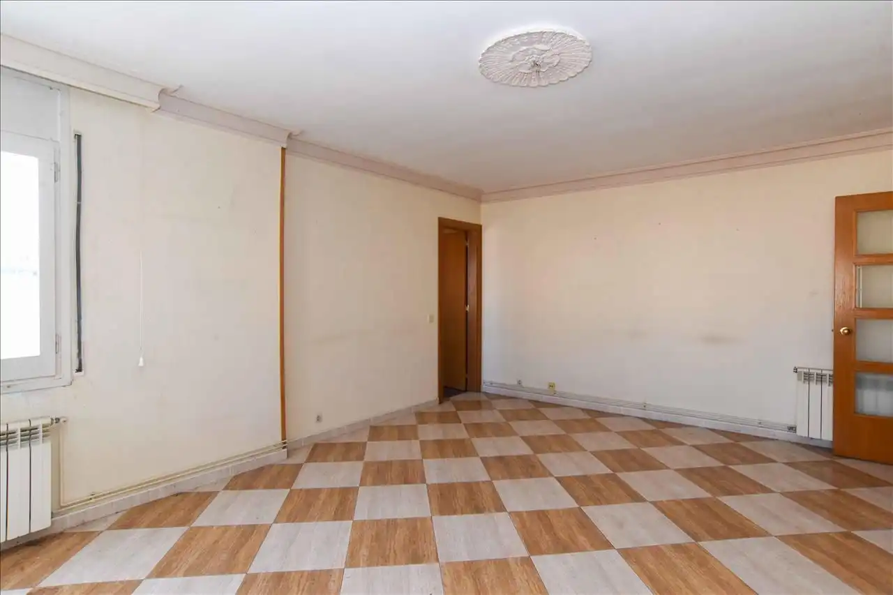 Habitación de Piso en venta en Blanes con Calefacción