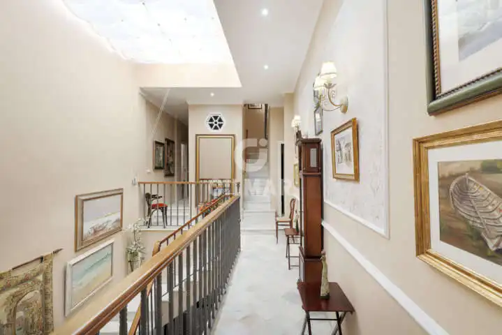 Casa adosada en venta en El Puerto de Santa María con Calefacción y Jardín privado