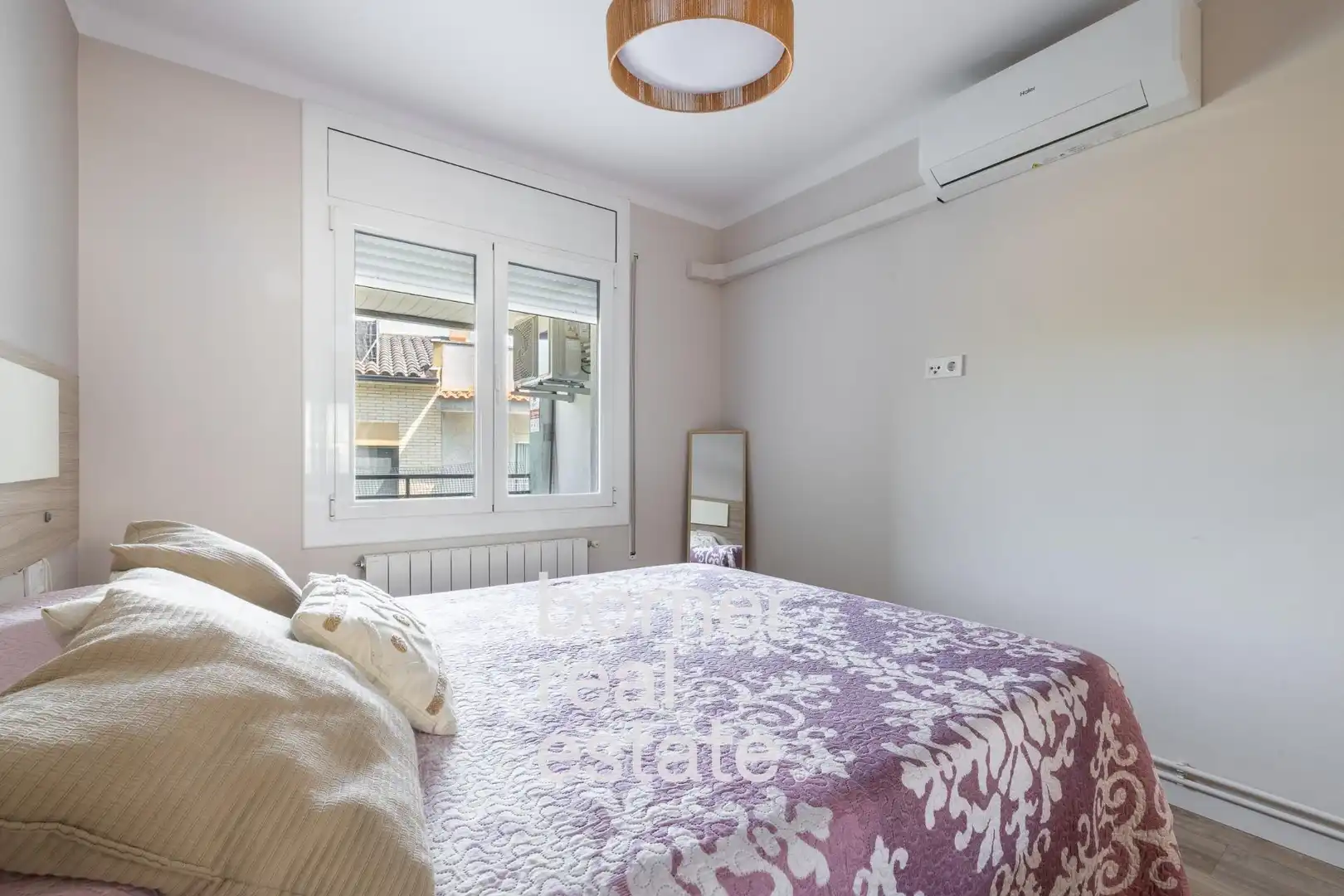 Schlafzimmer von Wohnung zum Verkauf in Rubí mit Heizung, Parkett und Balkon