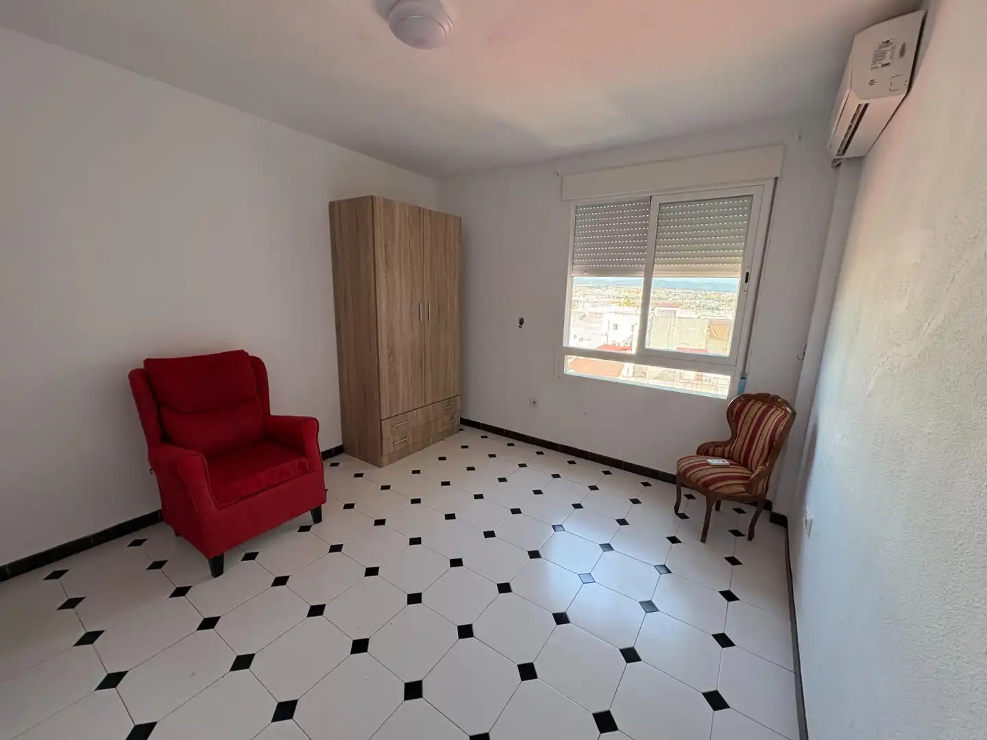 Schlafzimmer von Wohnung zur Miete in Sur