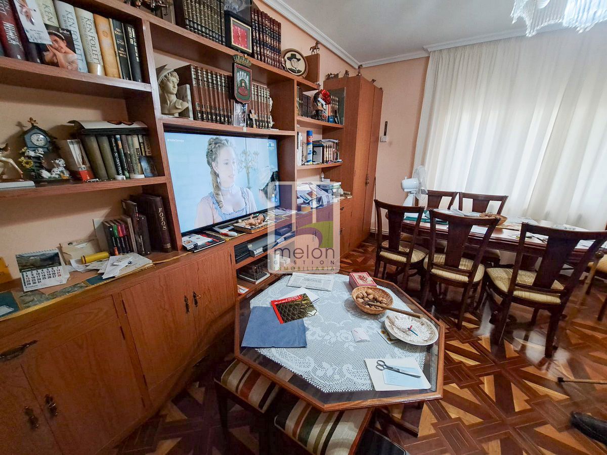 Sala de estar de Piso en venta en Burgos Capital con Trastero