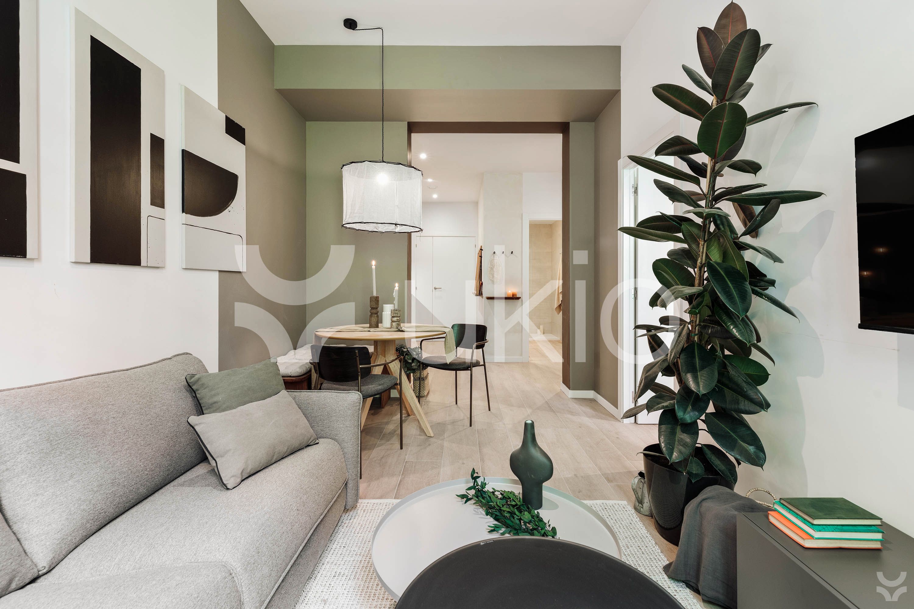 Sala d'estar de Apartament de lloguer en  Barcelona Capital amb Aire condicionat, Calefacció i Moblat