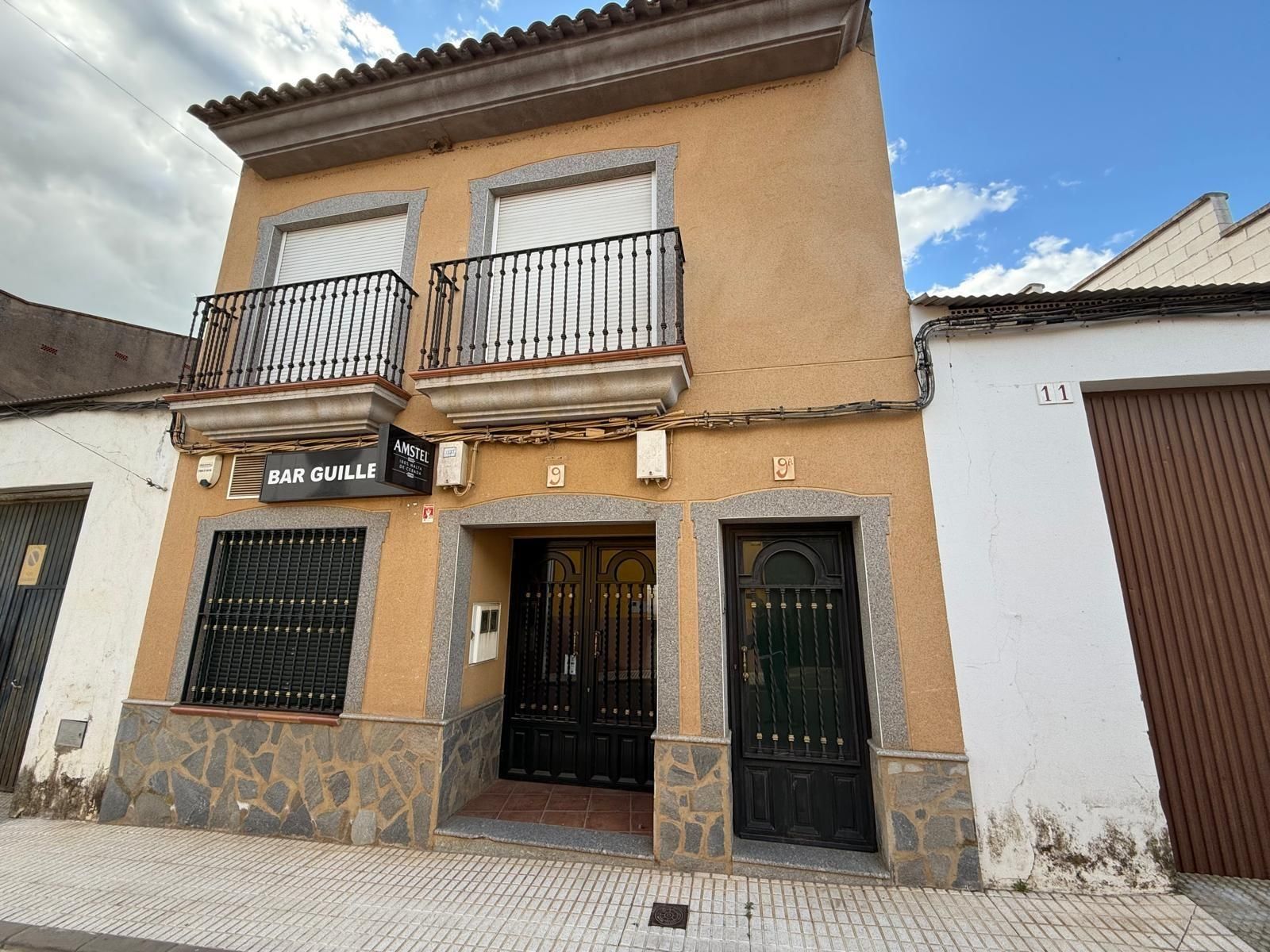 Exterior view of House or chalet for sale in Mérida  with Air Conditioner
